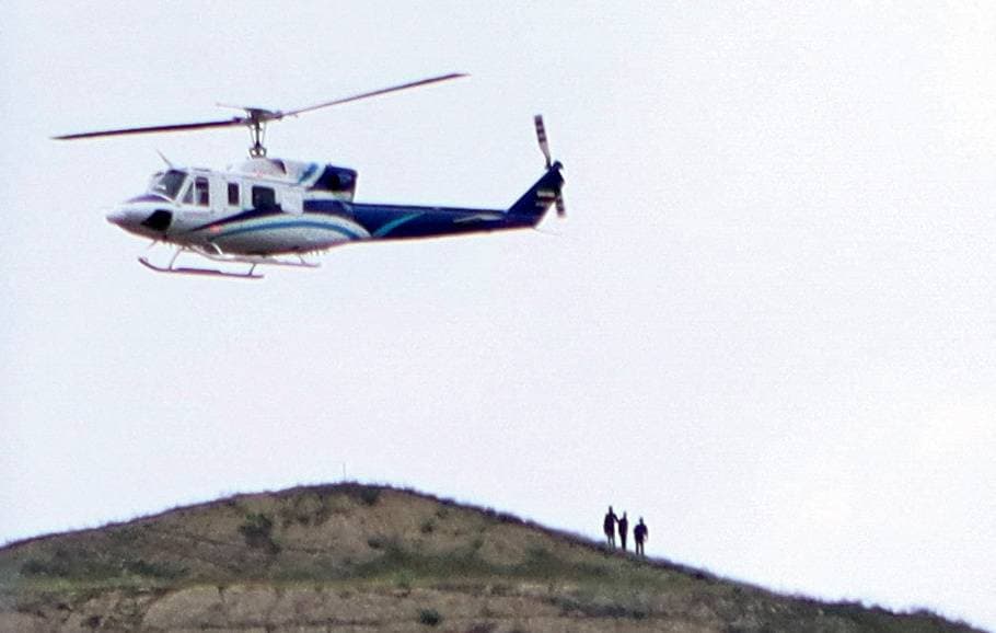 طائرة هليكوبتر من طراز بيل 212 تقل الرئيس الإيراني ووزير الخارجية تحطمت يوم الأحد