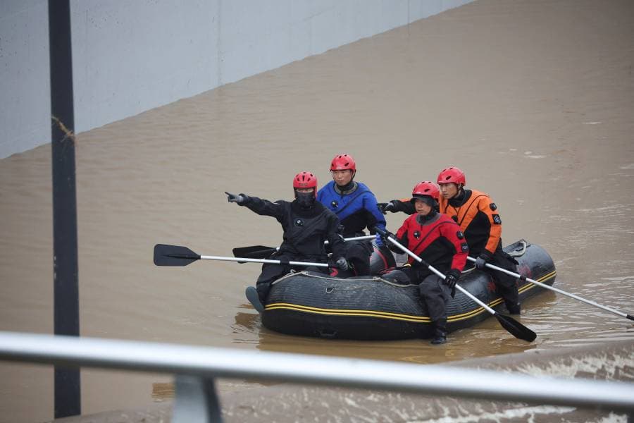 آثار تغيّر المناخ تضرب العالم.. حرائق بإسبانيا وفيضانات في كوريا الجنوبية
