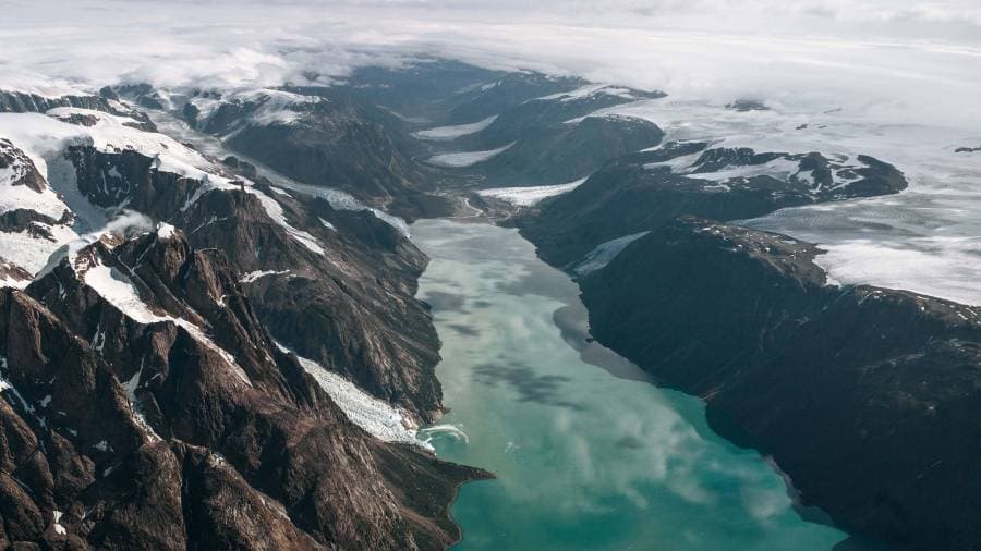 بالصور.. آلاف الأنهار الجليدية في غرينلاند تتقلص خلال أقل من قرن