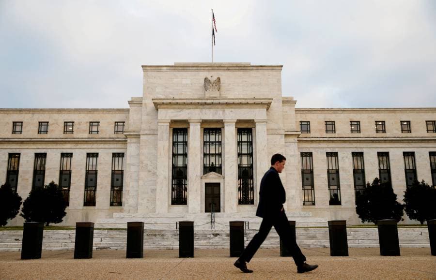 قوة الاقتصاد الأميركي قد تؤجل خطوة خفض أسعار الفائدة إلى ما بعد 2024، رويترز