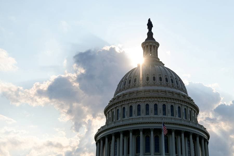 الكونغرس الأميركي يسابق الزمن لتجنب إغلاق حكومي