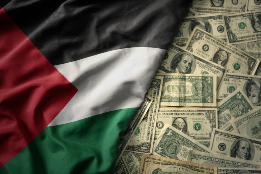 أزمة غير مسبوقة في قطاع النقد بفلسطين