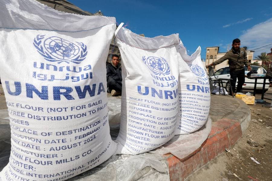 وسط تحذيرات من المجاعة.. إسرائيل تمنع الأونروا من توصيل المساعدات لشمالي غزة، رويترز