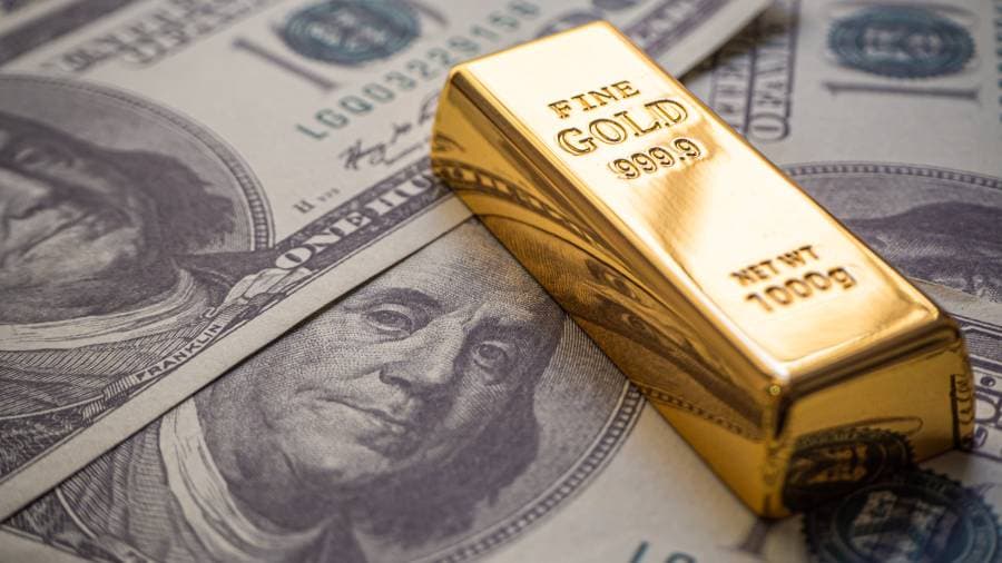 التباين في سعر الذهب والدولار واليورو