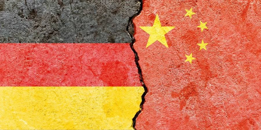 علاقات ألمانيا بالصين وسط مخاوف بشأن السيارات الكهربائية ودعم روسيا