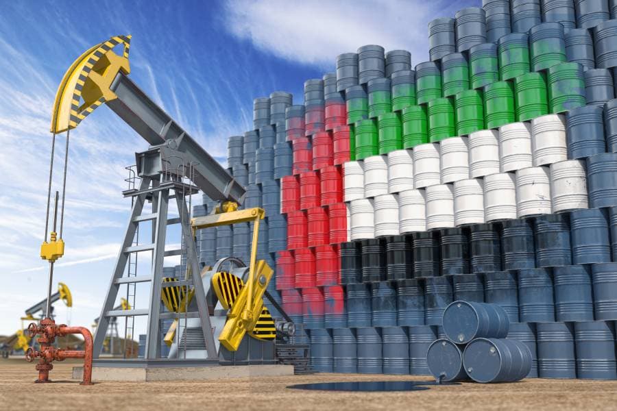 الإمارات بين طموح رفع إنتاج النفط والالتزام بقرارات أوبك+