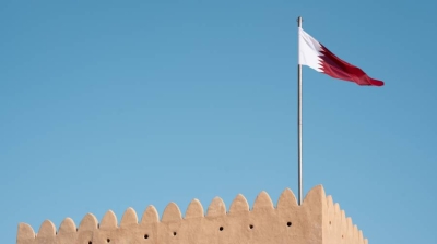 قطر توقع اتفاقاً مع 