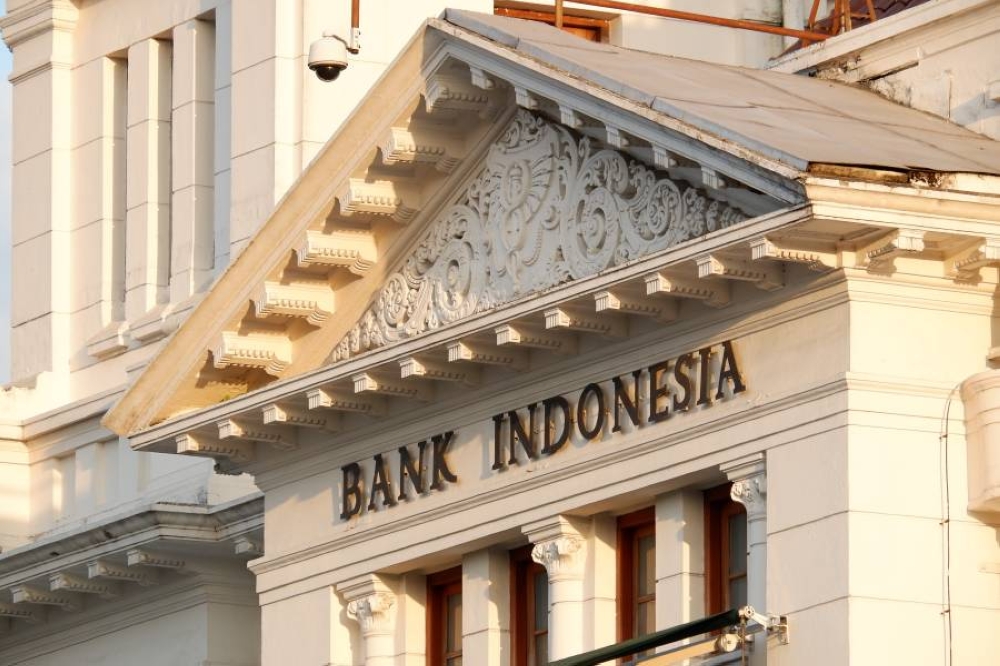 البنك المركزي الإندونيسي يسعى إلى تعزيز النمو دون التأثير على استقرار سعر الصرف