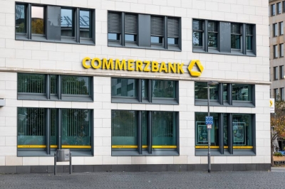 أرباح كوميز بنك ترتفع  12% إلى 834 مليون يورو في الربع الأول من 2025
