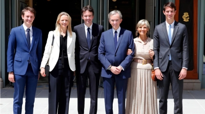 ألكسندر برنارد أرنو.. في مهمة لإحياء ذراع الخسائر في LVMH