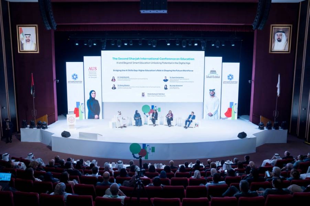 الذكاء الاصطناعي تجاوز الفصول الدراسية… فلماذا لا تزال الجامعات عالقة في نمط المحاضرات؟