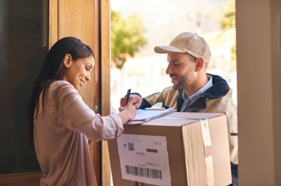 الولايات المتحدة تخفض الرسوم الجمركية على الشحنات الصينية «الضئيلة»من 120% إلى 54%