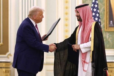 جولة ترامب في الشرق الأوسط.. ما دلالاتها للمستثمرين؟