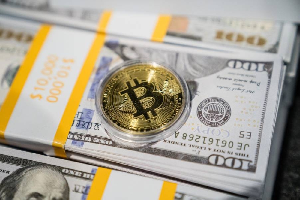 أسعار العملات المشفرة اليوم الأربعاء.. بيتكوين يواصل الارتفاع
