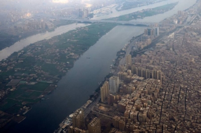 مصر تبني مدينة جديدة في الصحراء تجري بها مياه النيل