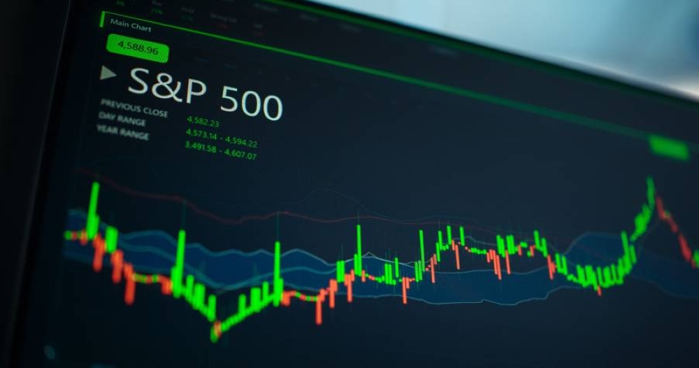 دويتشه بنك يرفع مستهدفاته لـ"ستاندرد آند بورز" إلى 6550 نقطة بنهاية العام