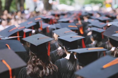 قبل اختيارك للجامعة.. 10 كليات شعبية بمعدل بطالة مرتفع بين خريجيها 