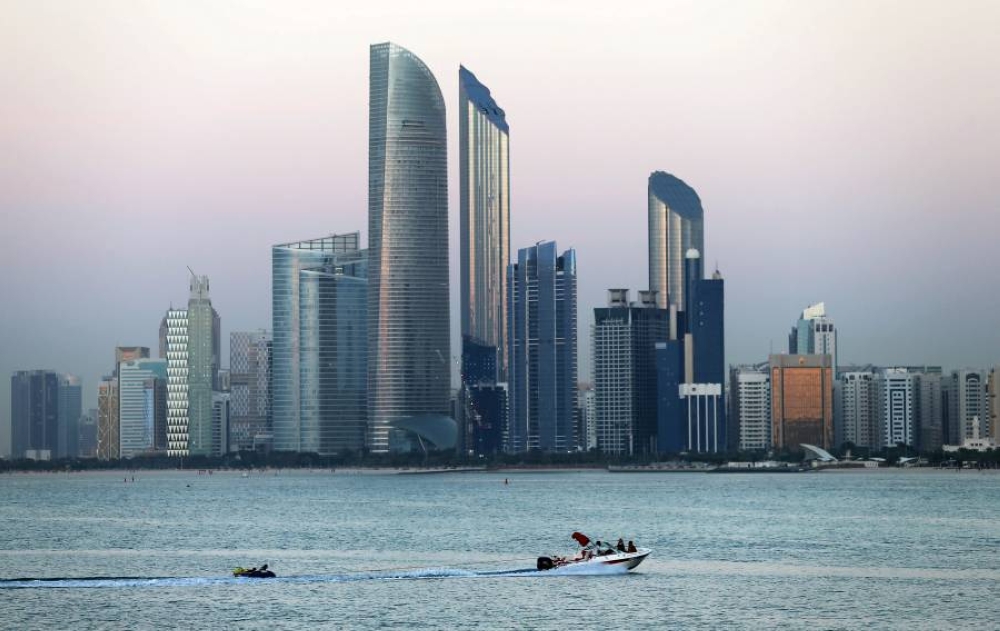 نمو قياسي متوقّع لسوق العقارات الفاخرة في أبوظبي عام 2025