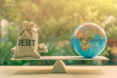 سندات الخردة تحول أزمات الدول إلى أرباح