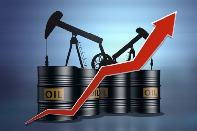 سوق النفط تتأهب لقفزة في الأسعار بسبب صراع إسرائيل وإيران 