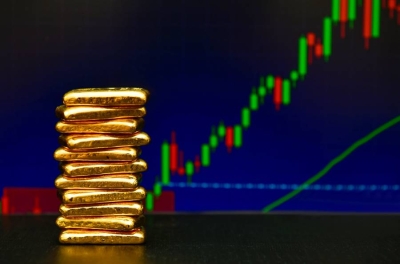الذهب يتراجع رغم التصعيد بين إيران وإسرائيل.. والترقب الأميركي يضغط على الأسعار