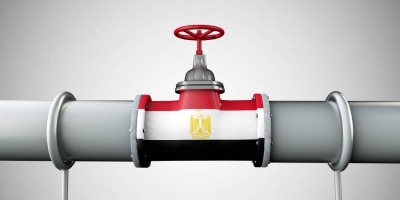مصر تبدأ إعادة ضخ الغاز الطبيعي تدريجياً إلى المصانع