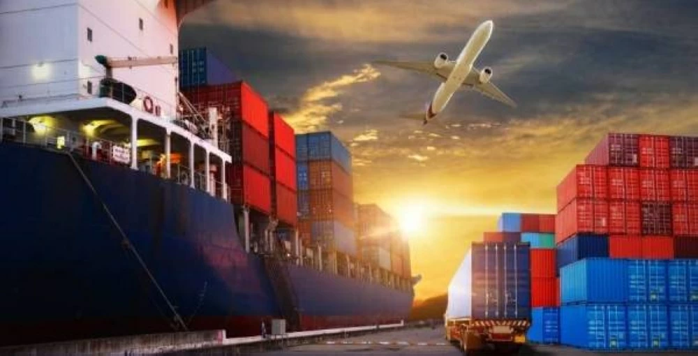 نايكي ووول مارت وهيرمس تعلن زيادة أسعارها بسبب رسوم ترامب 