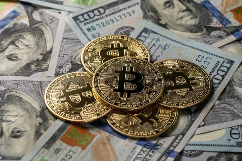 البيتكوين تسجّل أعلى مستوى قياسي لها فوق 125 ألف دولار 