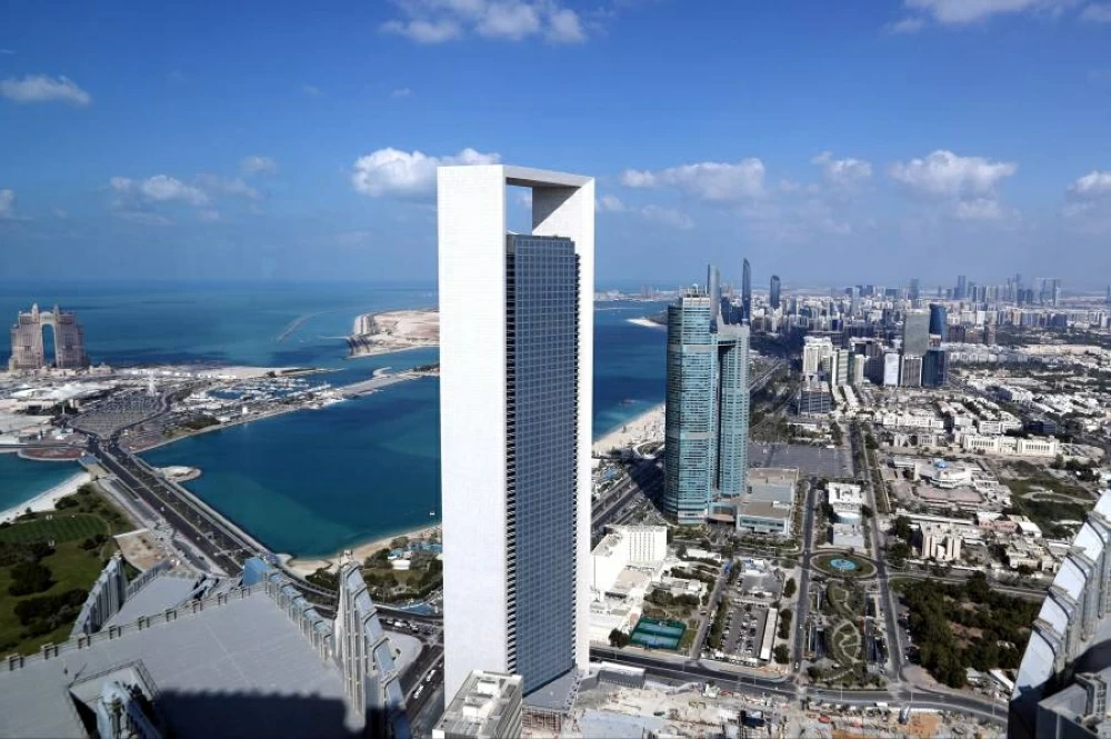 اقتصاد عاصمة الإمارات يدخل مرحلة النضج التنويعي 