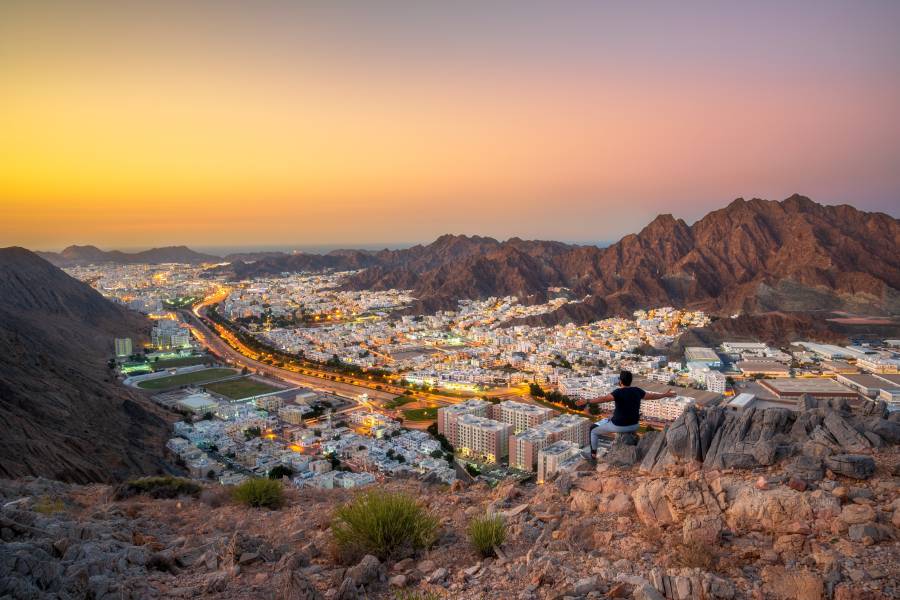 عُمان وصناعات التعدين.. الملح الصناعي والنحاس في الصدارة