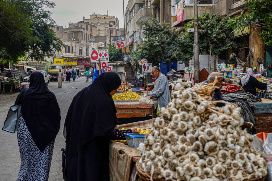 التضخم في مصر 2024.. تراجع يشوبه ارتفاع أسعار الطعام والشراب